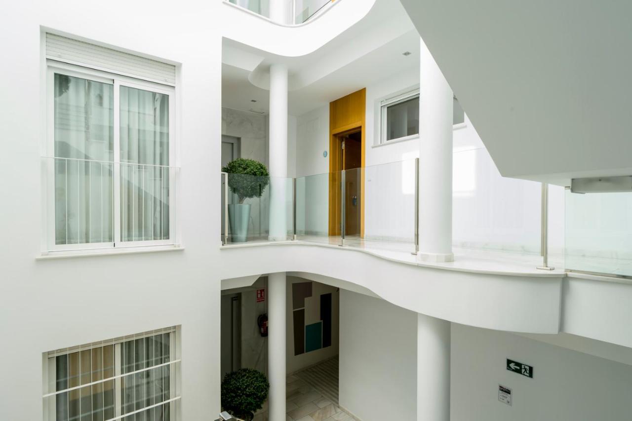 Suites Del Pintor Malaga Bagian luar foto