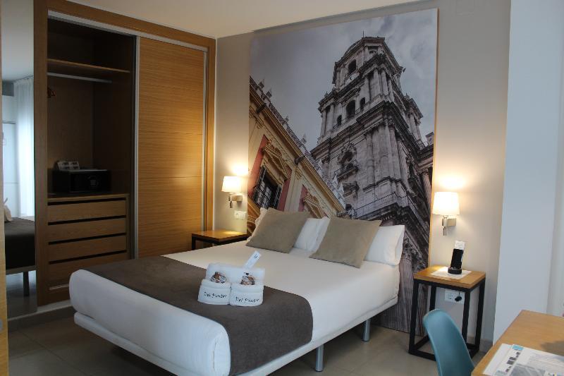 Suites Del Pintor Malaga Bagian luar foto