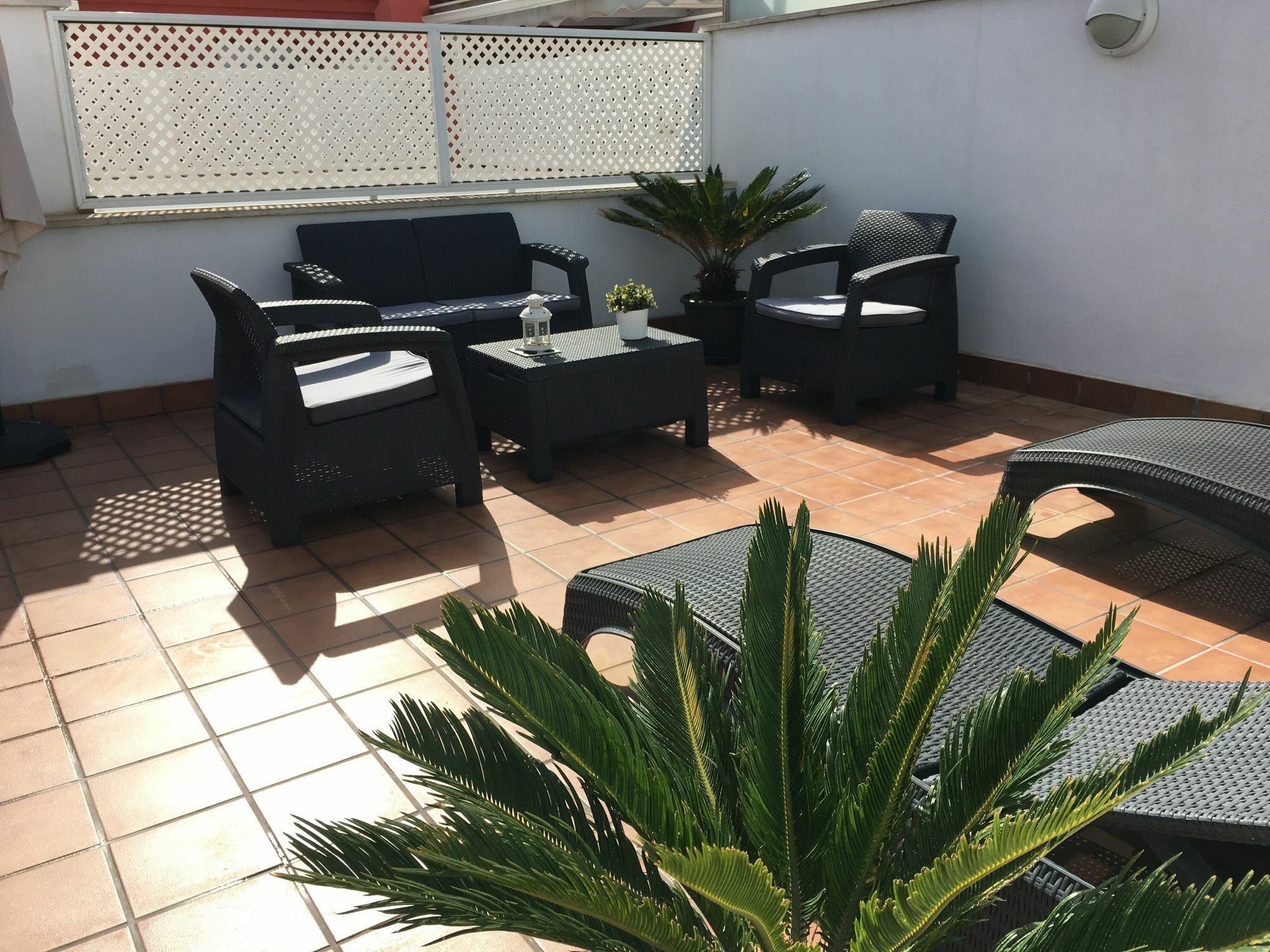 Suites Del Pintor Malaga Bagian luar foto