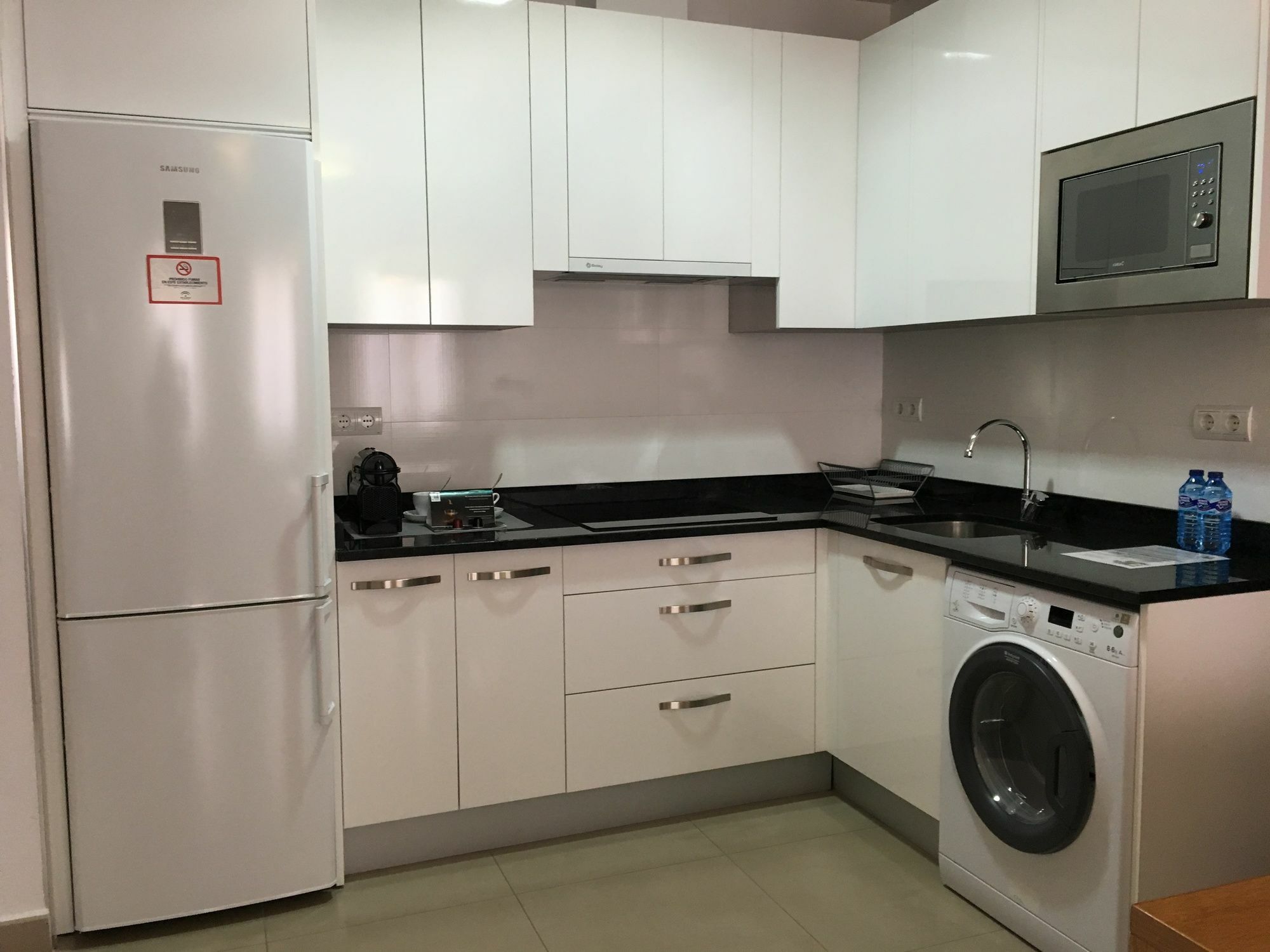 Suites Del Pintor Malaga Bagian luar foto